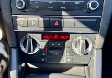 Audi A3 8P Hatchback 3d 1.6 TDI 105KM 2011 Audi A3 Sportback 1.6 TDI 105KM led climatronic 5 drzwi nowe sprzeglo 1.6, zdjęcie 27