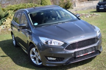 Ford Focus III Kombi Facelifting 1.0 EcoBoost 125KM 2015 Ford Focus ST-LINE Bezwypadkowy z Niemiec Ksenon Full, zdjęcie 4