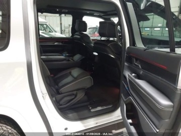 Jeep 2024 Jeep Wagoneer Grand L Series II 2024 3.0l 3.0 Benzyna 510KM, zdjęcie 13