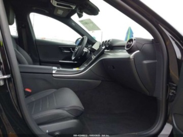 Mercedes Klasa C W206 2025 Mercedes-Benz Klasa C 300 2025 2.0l 2.0 Benzyna 255KM, zdjęcie 9