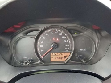 Toyota Yaris III Hatchback 5d Facelifting 1.4 D-4D 90KM 2015 Toyota Yaris Yaris 1.4 D-4D 90KM, salon Pl 1.4 Diesel 90KM, zdjęcie 16