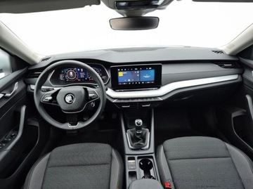 Skoda Octavia IV Scout 1.5 TSI ACT 150KM 2024 Skoda Octavia Salon PL FV23 Matrix LED Chrom Podgrzewane fotele Gwara, zdjęcie 7