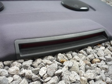 PÓŁKA TYLNA Z GŁOŚNIKAMI + STOP AUDI A4 B6 SEDAN