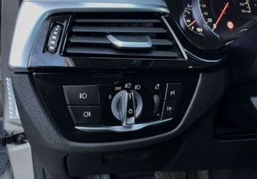 BMW Seria 5 F10-F11 Touring Facelifting 520d 190KM 2017 BMW Seria 5 2.0D 190KM SKORA gwarancjaFULL LED AUTOMAT zarejestrowana, zdjęcie 28