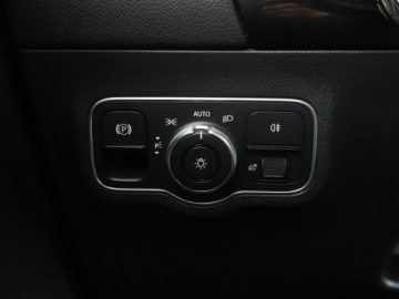 Mercedes Klasa B W247 Sports Tourer 2.0 B200d 150KM 2019 Mercedes B 200 Progressive Automat Navi Tempomat, zdjęcie 35