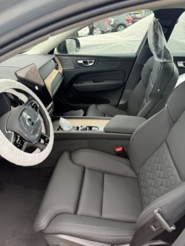 Volvo XC60 II 2026 VOLVO XC60 ULTRA B5 AWD - DOSTĘPNY OD RĘKI, zdjęcie 6