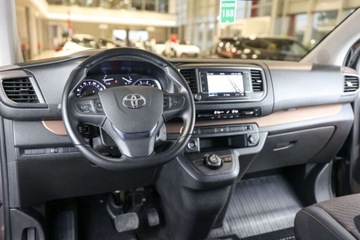 Toyota 2022 Toyota Proace Verso Verso 2.0 D4-D Long Family Aut. 2.0 Diesel 177KM, zdjęcie 13