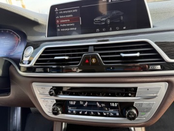 BMW Seria 7 G11-G12 Sedan Facelifting 3.0 740d 340KM 2020 BMW 7 740 d Tylna oś skrętna, zdjęcie 11