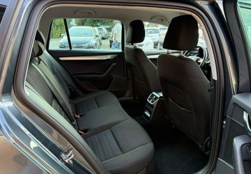 Skoda Octavia III Kombi Facelifting 1.6 TDI 115KM 2019 Skoda Octavia 1,6 TDI 116KM Klima Navi 2xPDC Serwis 1.6 Diesel 115KM, zdjęcie 26