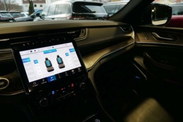 Jeep Grand Cherokee IV 2022 Jeep Grand Cherokee OverlandLong WL6os Panorama RadarCamMcIntosh MasazeNav, zdjęcie 25