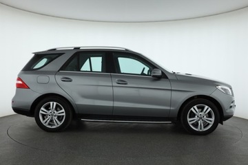 Mercedes Klasa M W166 Off-roader 350 BlueTEC 4MATIC 258KM 2013 Mercedes ML ML 350 BlueTEC, Salon Polska, 254 KM, zdjęcie 5