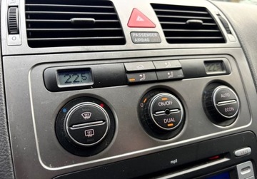 Volkswagen Touran I 2.0 TDI 140KM 2007 Volkswagen Touran 7 osobowy 2.0 TDI 140 KM klimatronik Zamiana 2.0 Diesel, zdjęcie 10