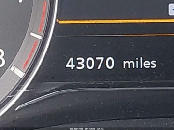 Infiniti 2023 Infiniti QX80 Luxe 2023 5.6l 5.6 Benzyna 400KM, zdjęcie 11