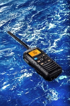 Плавающая морская радиостанция ICOM IC-M37 6 Вт IP57