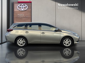 Toyota Auris II Touring Sports Facelifting 1.8 Hybrid 136KM 2017 Toyota Auris Hybrid 135 Premium II (2012-) Hybrid, zdjęcie 22