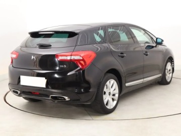 DS 5 Hatchback Facelifting 2015 2.0 BlueHDi 181KM 2016 DS 5 2.0 BlueHDI, 178 KM, Automat, Skóra, Navi, zdjęcie 4