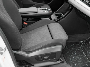 BMW Seria 2 G42-U06 Active Tourer 1.5 218i 136KM 2022 BMW 218 WND0877C#218i Ambient K.cof NAVI Podgrz.f, zdjęcie 31