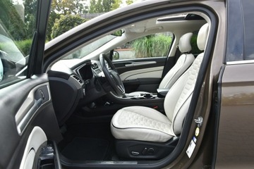 Ford Mondeo V Kombi 2.0 TDCi 180KM 2016 Ford Mondeo Vignale 2.0TDCi 180KM Automat 2016r., zdjęcie 17