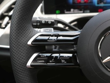 Mercedes Klasa E W214 Sedan 2.0 220d 197KM 2026 220 d 4M Pakiet wyposażenia AMG Advanced Plus + Zimowy + Panorama, zdjęcie 7