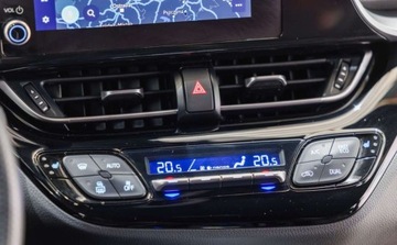 Toyota C-HR I Crossover Facelifting 2.0 Hybrid Dynamic Force 184KM 2022 Toyota C-HR 2.0 Hybrid GR Sport 2.0 Hybryda 184KM, zdjęcie 33