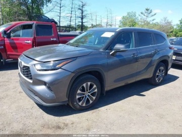 Toyota Highlander III 2024 Toyota Highlander XLE 2024 2.4l 2.4 Benzyna 265KM, zdjęcie 1