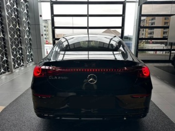 Mercedes CLA C118/X118 2025 MERCEDES-BENZ CLA 250+ AMG Line Sedan (272KM) 2025, zdjęcie 3