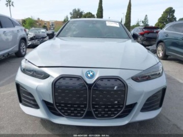 BMW i4 Gran Coupe eDrive 35 286KM 2024 BMW i4 2024 Bmw I4 EDrive35 Elektryczny 286KM, zdjęcie 4