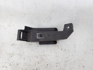 MERCEDES TŘÍDA C W204 07-14 DRŽÁKY VÝZTUHA LEVÝ ZADNÍ