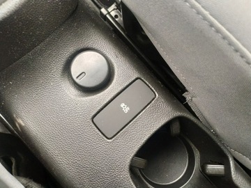 Chevrolet Aveo T300 Hatchback 5d 1.2 70KM 2013 Chevrolet Aveo Ekonomiczny i niezawodny samochód, zdjęcie 9