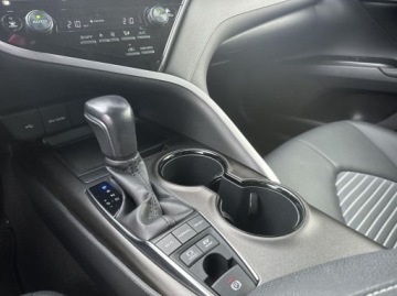 Toyota Camry IX Sedan 2.5 Hybrid Dynamic Force 218KM 2021 Toyota Camry Toyota Camry 2.5 Hybrid Prestige CVT FV23 Gwarancja Salon, zdjęcie 18