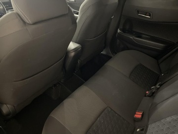 Toyota C-HR I Crossover Facelifting 2.0 Hybrid Dynamic Force 184KM 2020 Toyota C-HR 2.0 Hybrid Style Toyota C-HR 2.0 Style, zdjęcie 10