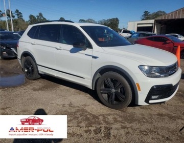Volkswagen Tiguan II 2019 Volkswagen Tiguan 2019 VOLKSWAGEN TIGUAN SE 2.0 Benzyna 184KM