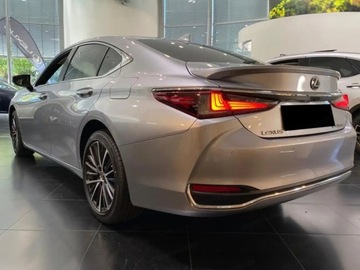 Lexus ES VII (XV70) Sedan Facelifting 300h 218KM 2025 Od ręki - 300h Business Edition 2.5 E-CVT 218KM | Szyberdach!, zdjęcie 1