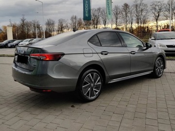 Skoda Superb IV Liftback 2.0 TSI 265KM 2025 SKODA Superb Sportline 2.0 TSI DSG 4x4 Sedan 265KM 2025, zdjęcie 4