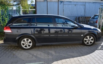 Солнцезащитные шторки, предназначенные для Opel Vectra C универсал 02-08