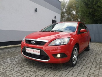 Ford Focus II Hatchback 5d 1.8 Duratec Flexifuel 125KM 2008 Ford Focus 1.8 16v 125KM Klimatronic Xenon Halogen