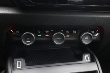 Citroen 2023 Citroen C4 X 1.2 PureTech, Salon Polska, zdjęcie 15