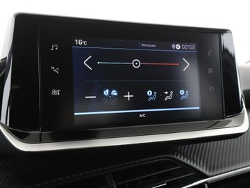 Peugeot 208 II Hatchback 1.2 PureTech 75KM 2020 Peugeot 208 Style klima-auto. PDC Bluetooth, zdjęcie 25