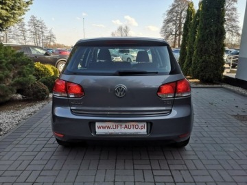 Volkswagen Golf VI Hatchback 5d 1.2 TSI 105KM 2011 Volkswagen Golf 1.2 TSI 105KM Klimatyacja Isofix, zdjęcie 6
