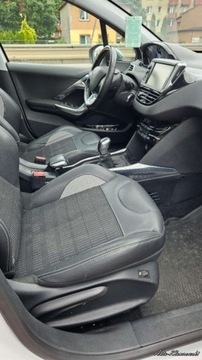 Peugeot 2008 I SUV 1.6 e-HDi 92KM 2014 Peugeot 2008 Peugeot 2008 1.6 HDI Allure Panorama Nawi Skora 1 Wlascic, zdjęcie 15