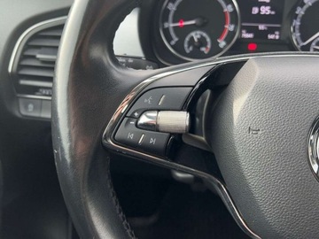 Skoda Fabia III Kombi Facelifting 1.0 TSI 95KM 2021 Skoda Fabia 1.0 TSI 95KM Ambition SalonPL SerwisASO Led SmartLink FV23 95KM, zdjęcie 20