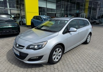 Opel Astra J Sports Tourer Facelifting 1.7 CDTI ECOTEC 110KM 2014 Opel Astra Pierwszy wlasciciel Serwisowany 1.7 Diesel 110KM, zdjęcie 1
