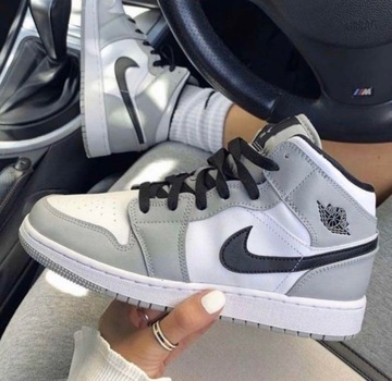 BUTY SPORTOWE NIKE AIR JORDAN 1 RETRO MID LIGHT SMOKE GREY SZARE BIAŁE R 43