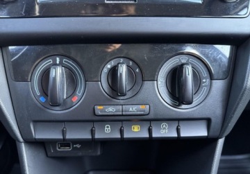 Skoda Rapid II Liftback Facelifting 1.0 TSI 95KM 2018 Skoda RAPID SalonPL Ambition 1.0TSI 95KM Czujniki Radio 6,5 FV23 Benzyna, zdjęcie 21