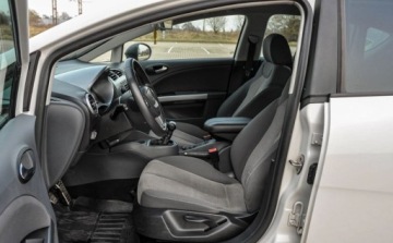 Seat Leon II 1.6 CR 105KM 2010 Seat Leon 2010 r. Lift Bezwypadkowy 1.6 Diesel 105KM, zdjęcie 6