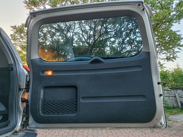 PĚKNÝ VÍKO KUFRU ZADNÍ KOMPLETNÍ TOYOTA RAV4 III BARVA 1F7