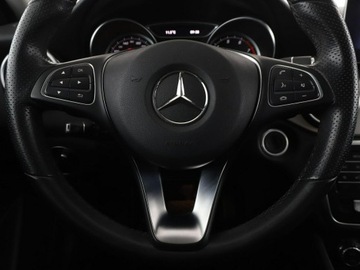 Mercedes GLA I Off-Roader Facelifting 1.6 200 156KM 2019 Mercedes GLA 200 Automat Navi Kamera cofania, zdjęcie 20