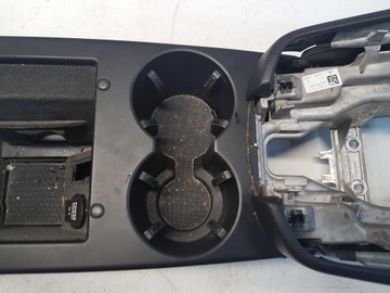 PORSCHE MACAN LOKETNÍ OPĚRKA KOŽENÝ ORIGINÁLNÍ