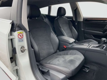 Volkswagen Arteon Fastback Facelifting 2.0 TDI SCR 150KM 2022 Volkswagen Arteon 2.0TSI 190KM Elegance DSG SerwisASO Keyless Acc Navi Vir, zdjęcie 12