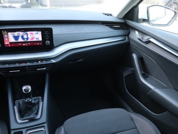 Skoda Octavia IV Scout 1.5 TSI ACT 150KM 2021 Skoda Octavia 1.5 TSI, Salon Polska, zdjęcie 7